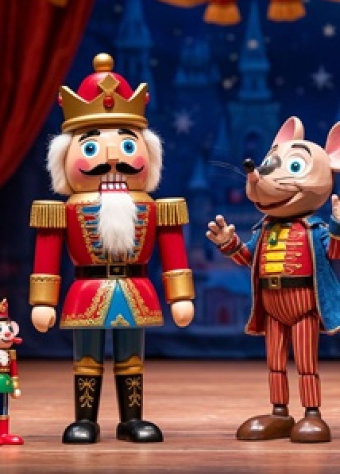 Спектакль "Щелкунчик. История игрушек"